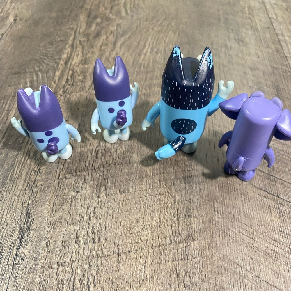 BLUEY Figures - Picture 2 of 3